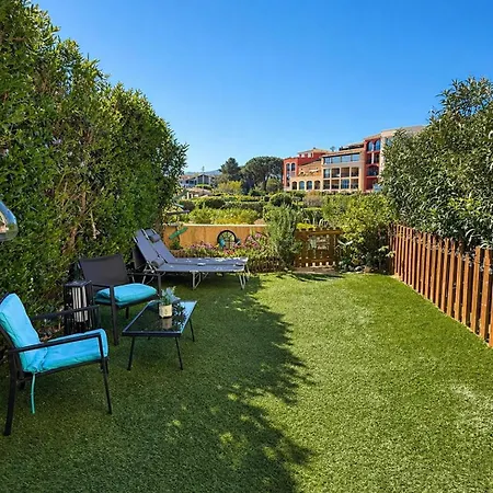 With Garden, Next To The Pool And Beach, Close To Saint-tropez